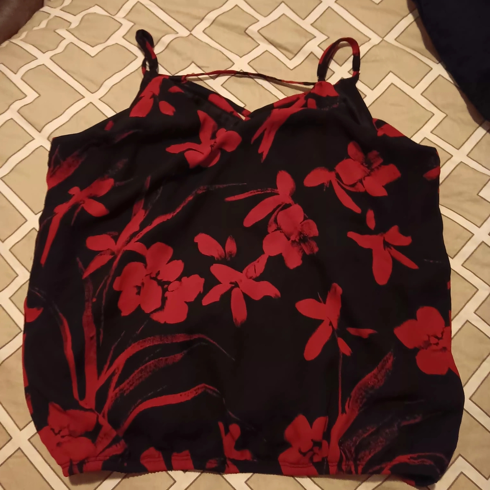 Guess Black Red Floral Spaghetti-Strap Cami